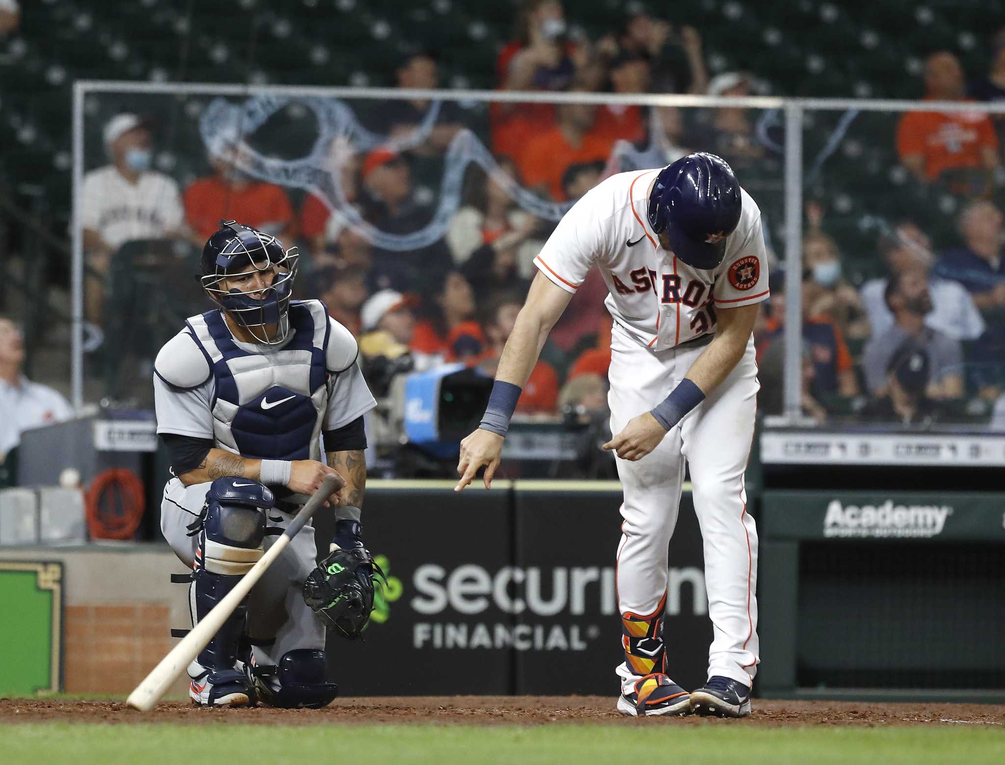 Astros blank Detroit Tigers, losing streak at 5