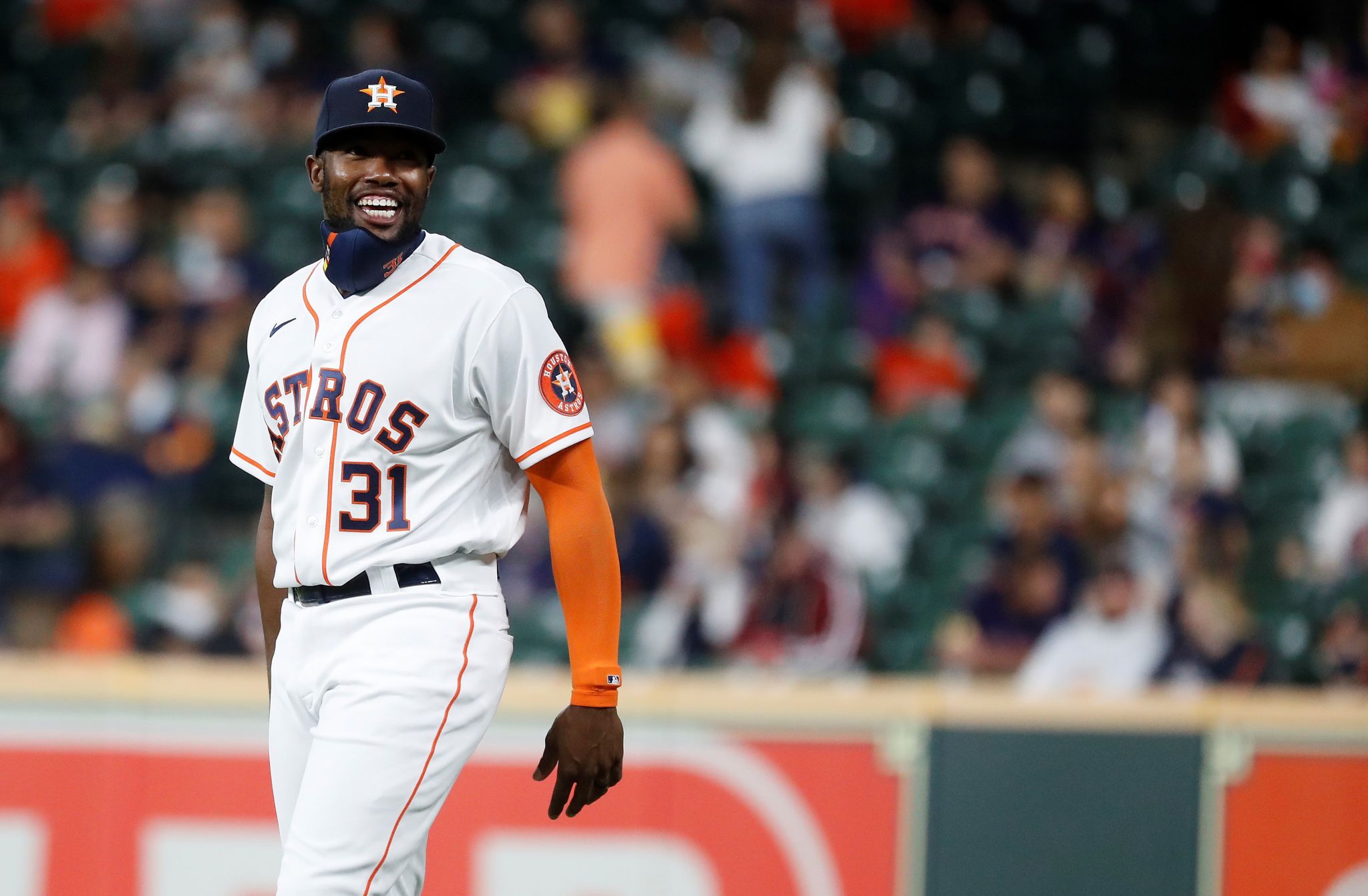 Photos of overjoyed Ronnie Dawson making Astros debut warm the heart