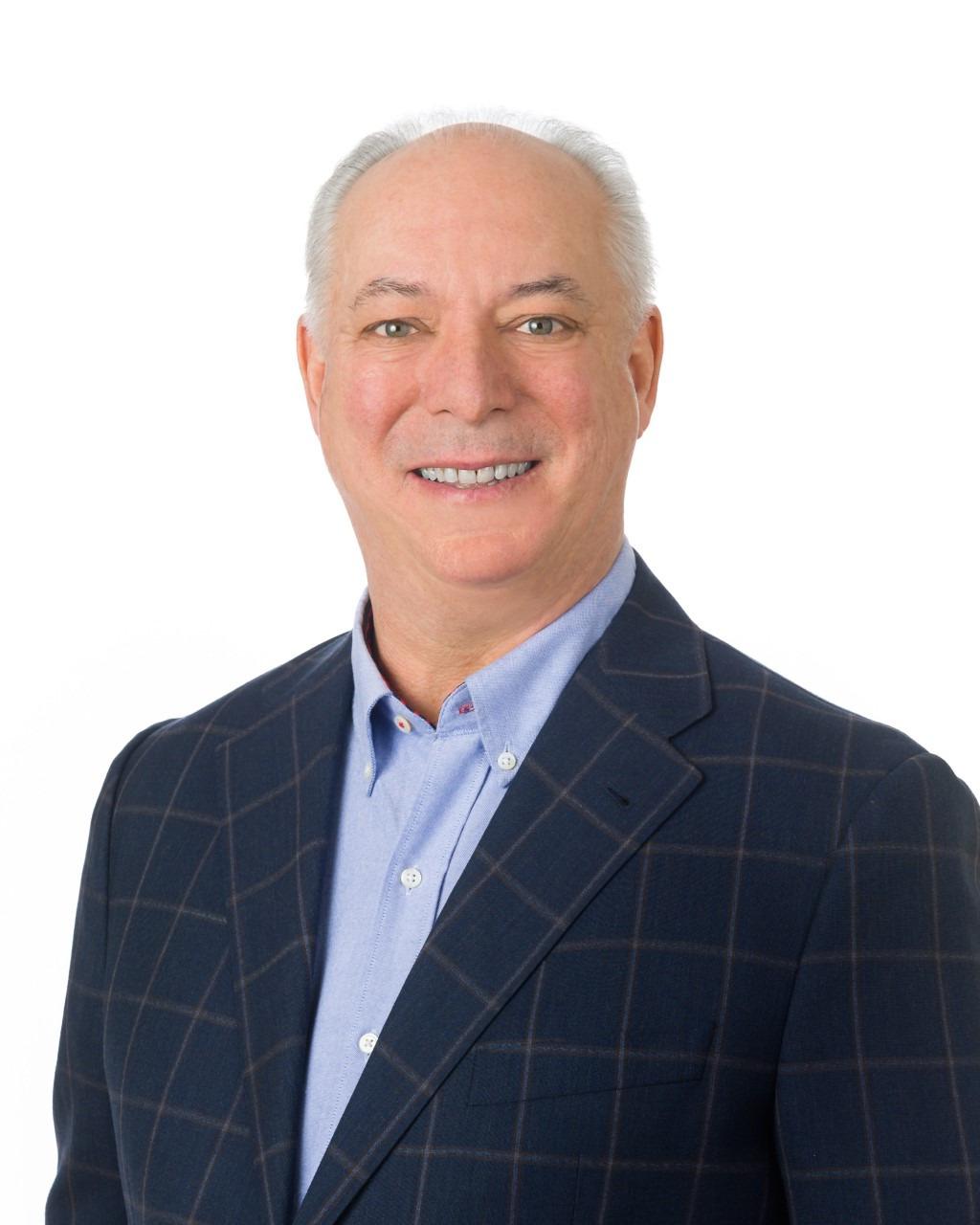 Five real estate agents join Houlihan Lawrence in New Canaan