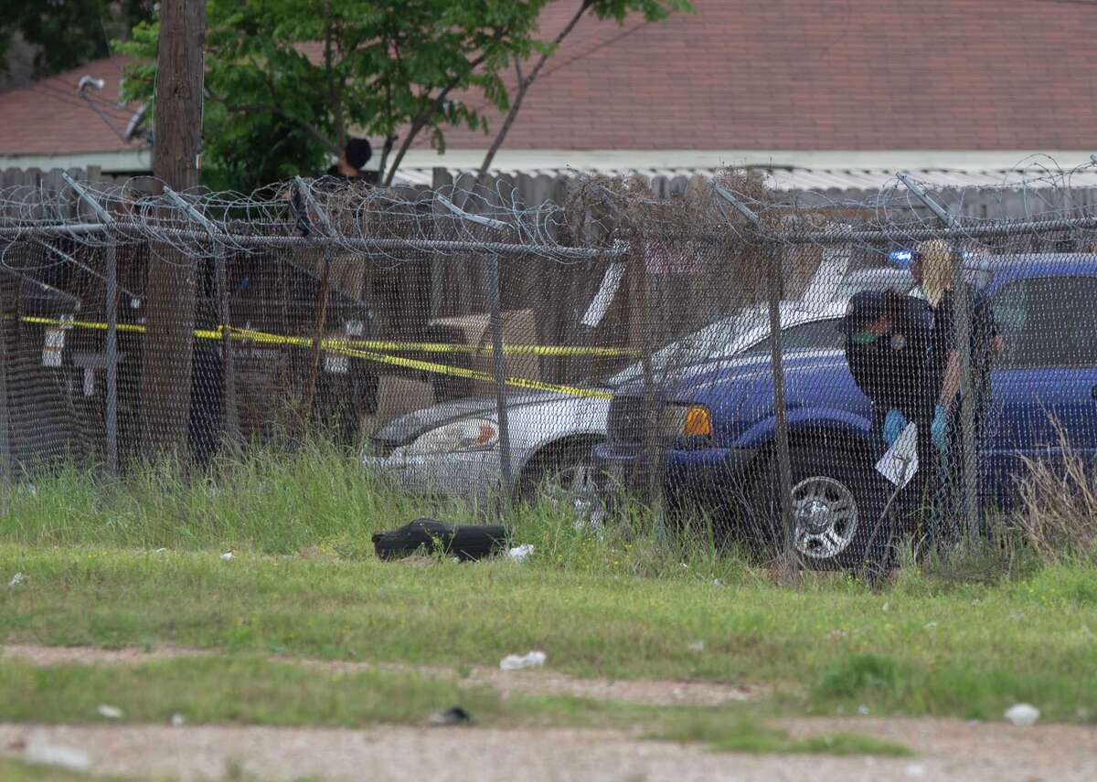 Two men killed in shooting in southeast Houston