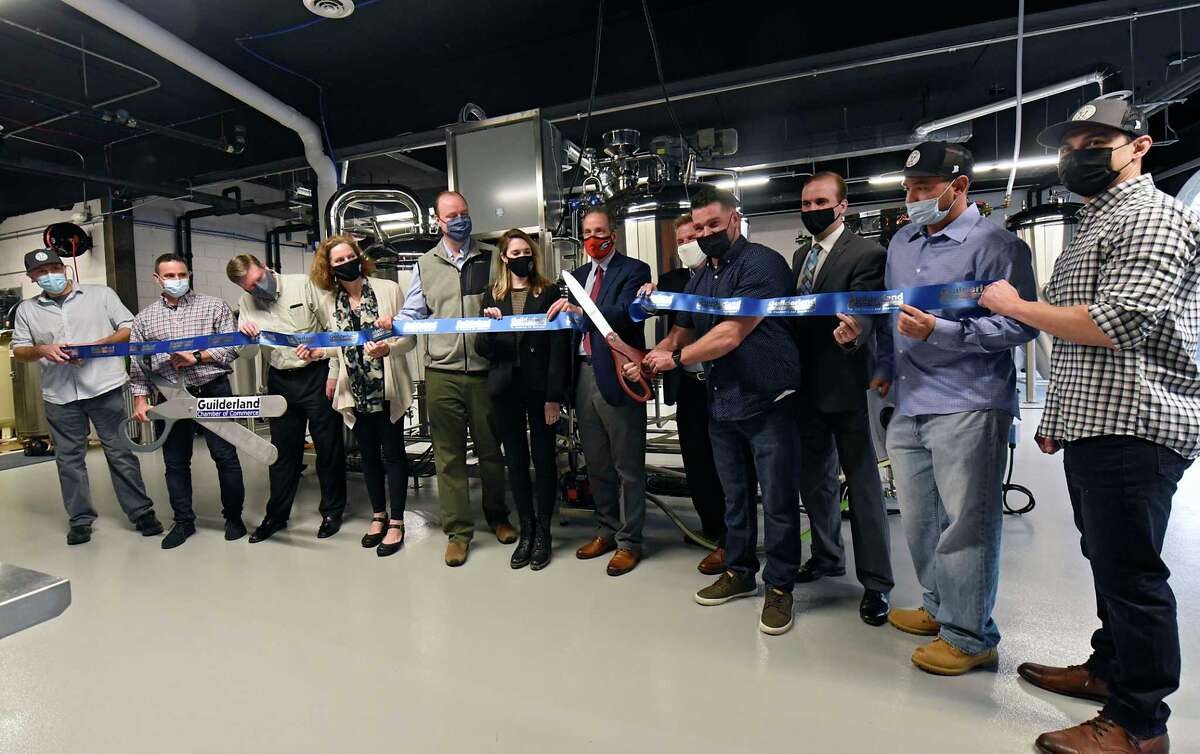 Mixed Breed Brewing opens Saturday in Guilderland Center