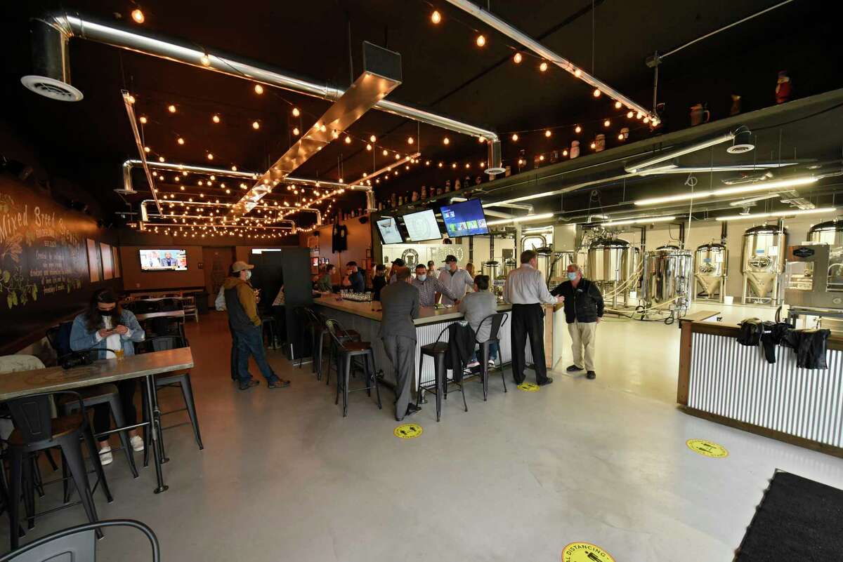 Mixed Breed Brewing opens Saturday in Guilderland Center