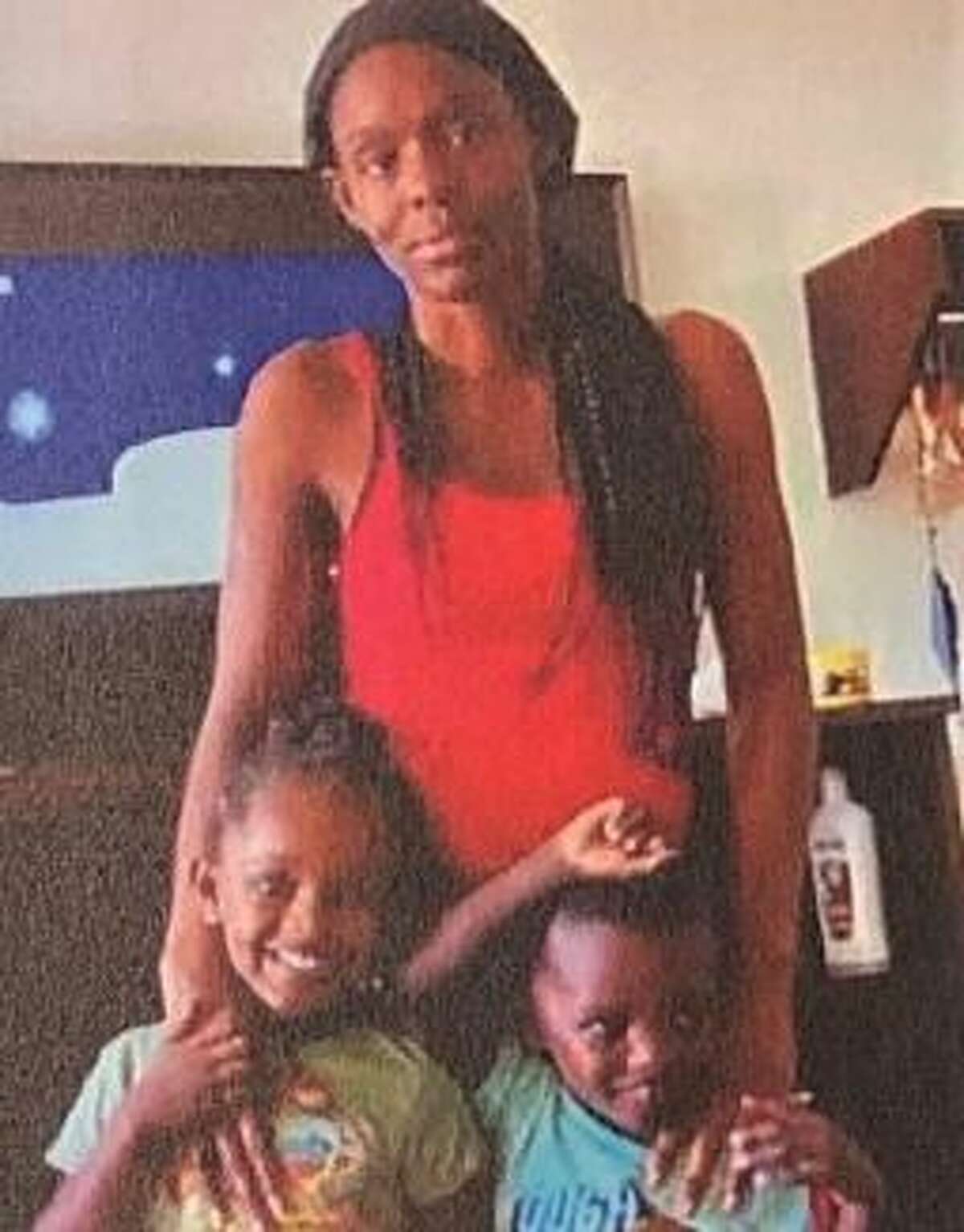 Woman, two children missing after last seen in Greenspoint ...