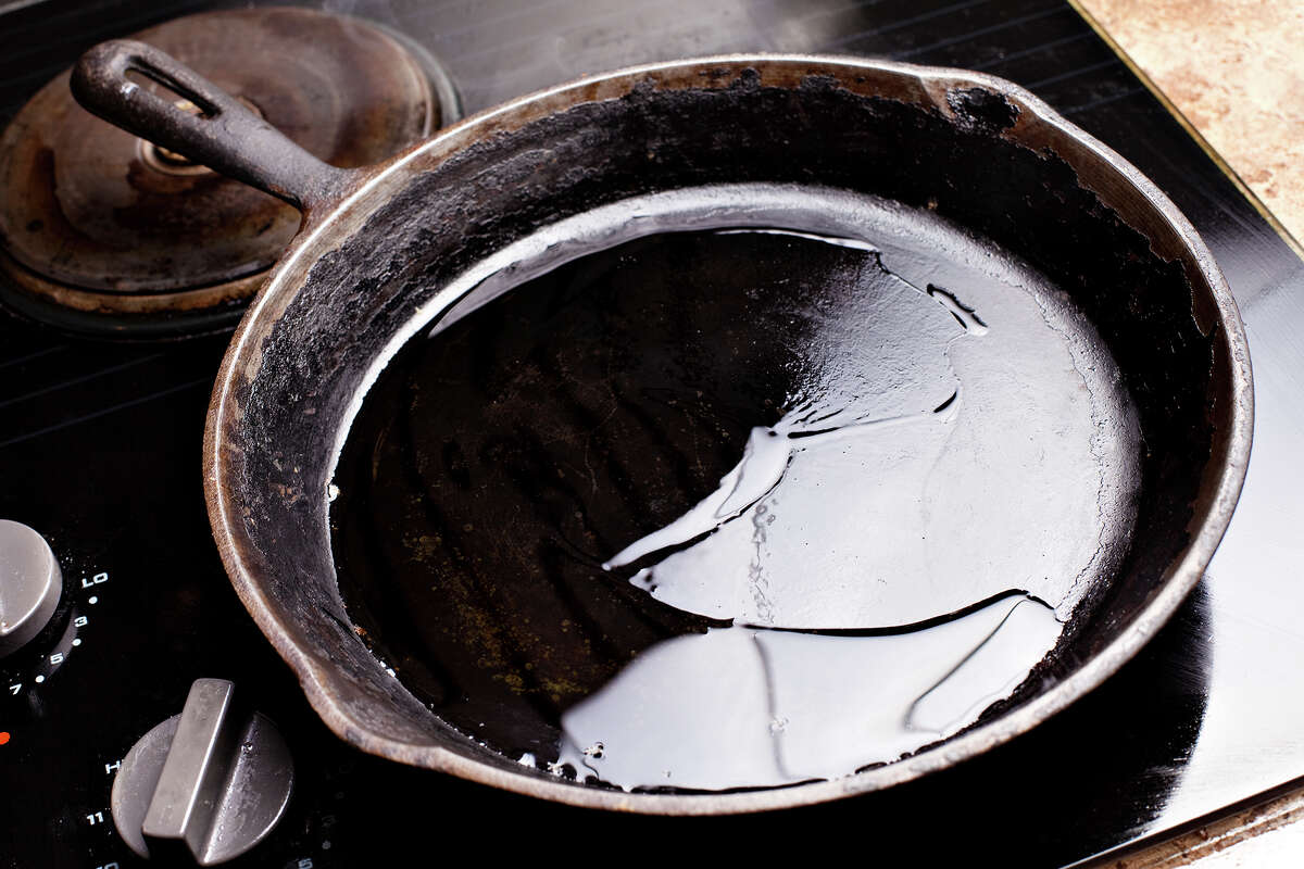 What S The Best Oil For Seasoning Cast Iron