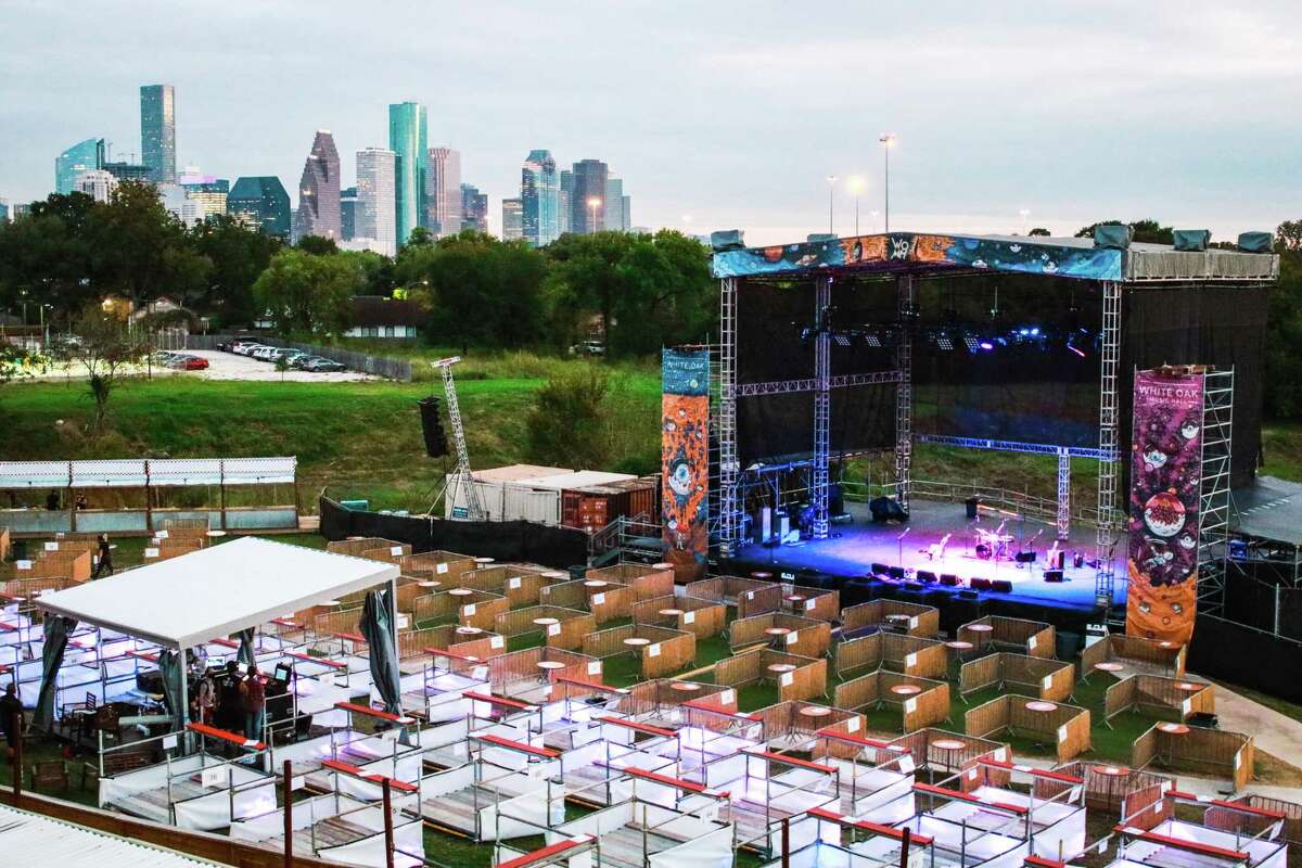 The GRID seating system on the White Oak Music Hall lawn.