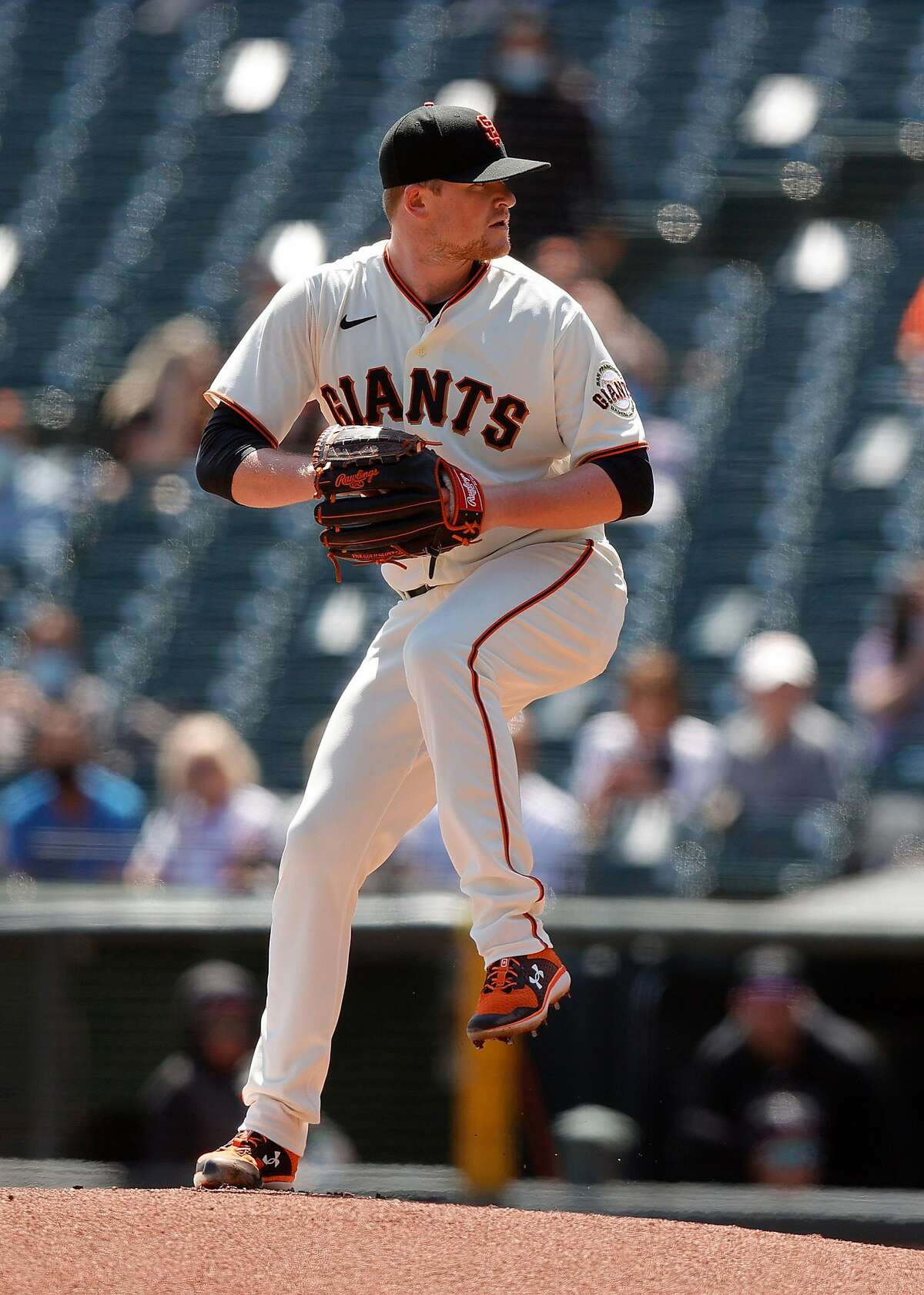 Giants’ Logan b to start Tuesday in Philly — might he stay in rotation?