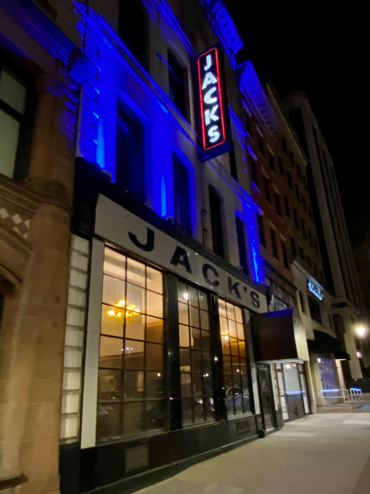 Jack's Oyster House sharply cuts hours - Vimarsana News