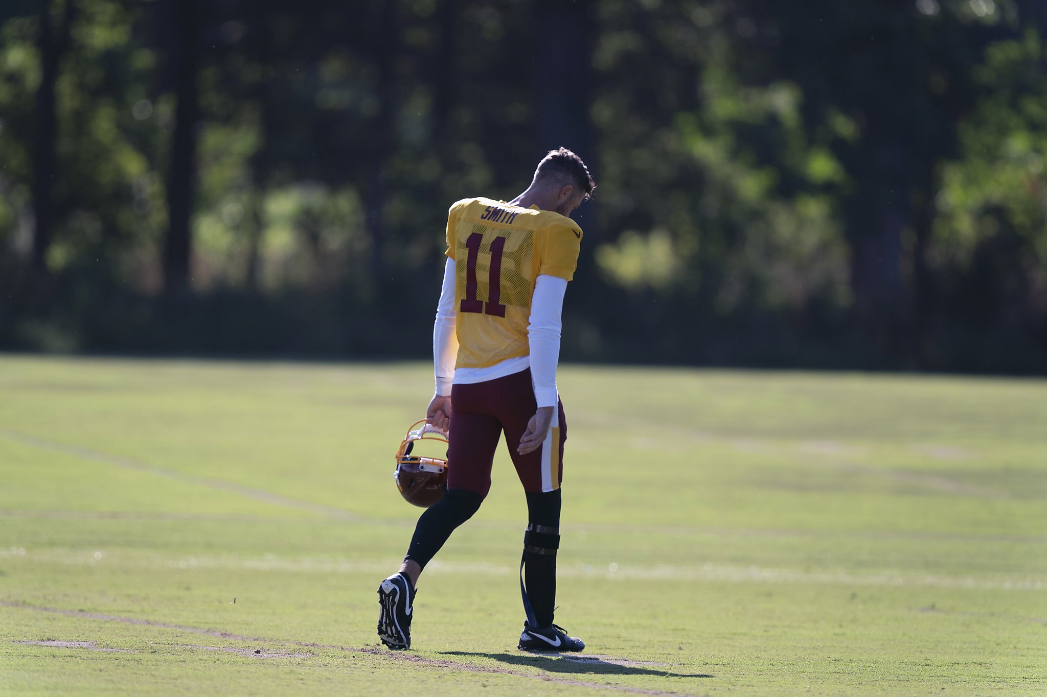 Alex Smith announces NFL retirement after career with San