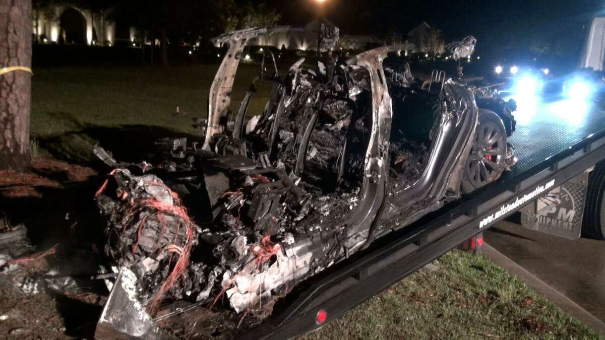 Two people died on April 17 in an apparent driverless crash in Spring. The two people were in a Tesla that caught fire after hitting two trees on Hammock Dunes Place.