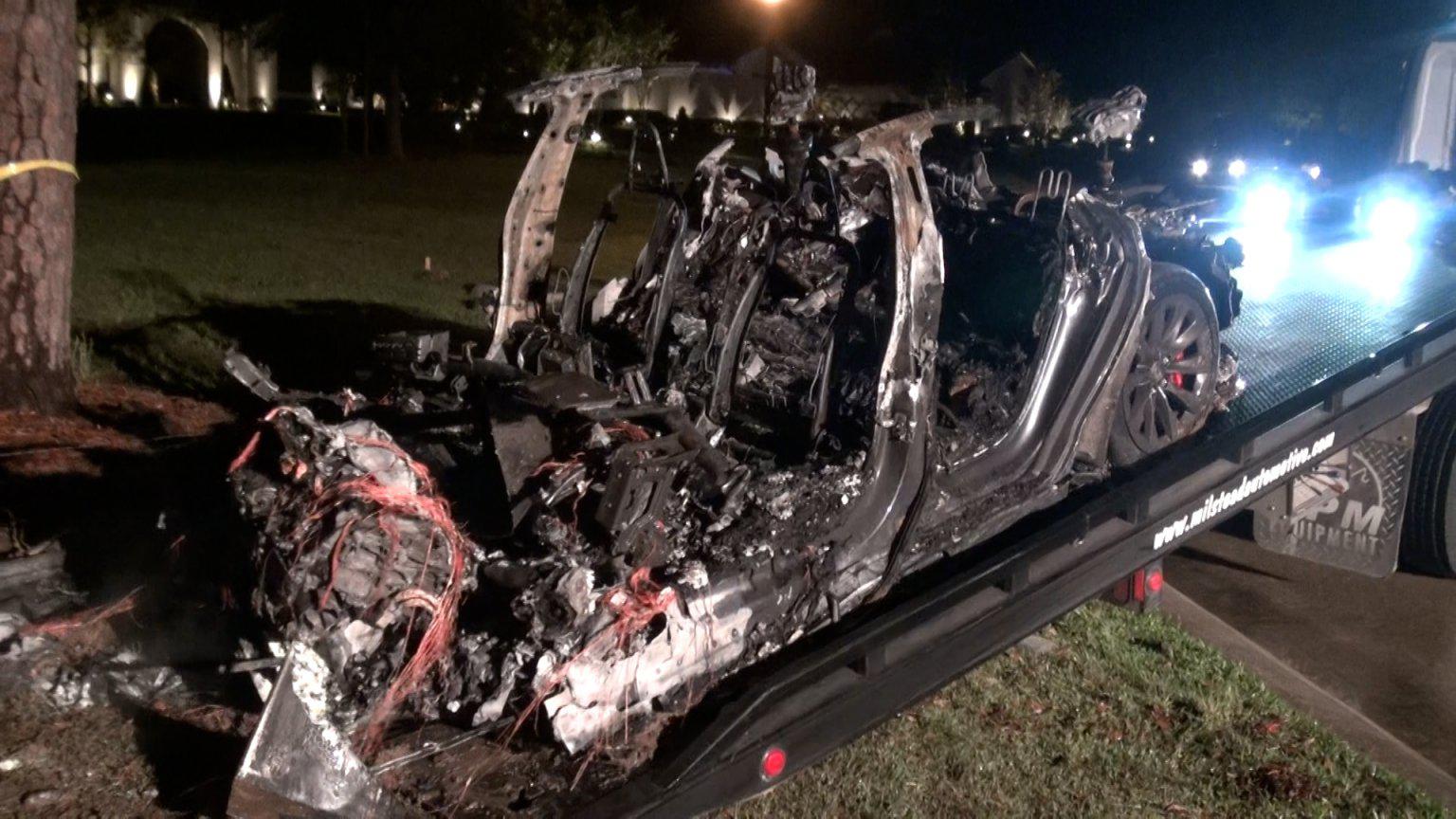 The car exploded': 911 calls reveal chilling details of what neighbors saw,  heard after fiery Tesla crash near The Woodlands