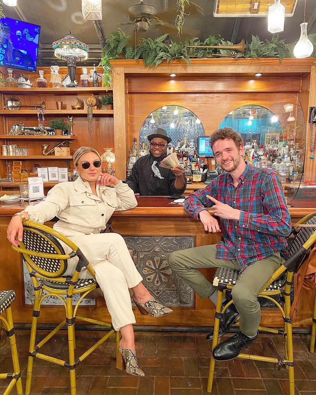 Two Buttons Deep is raising 'big tips' for Capital Region teachers