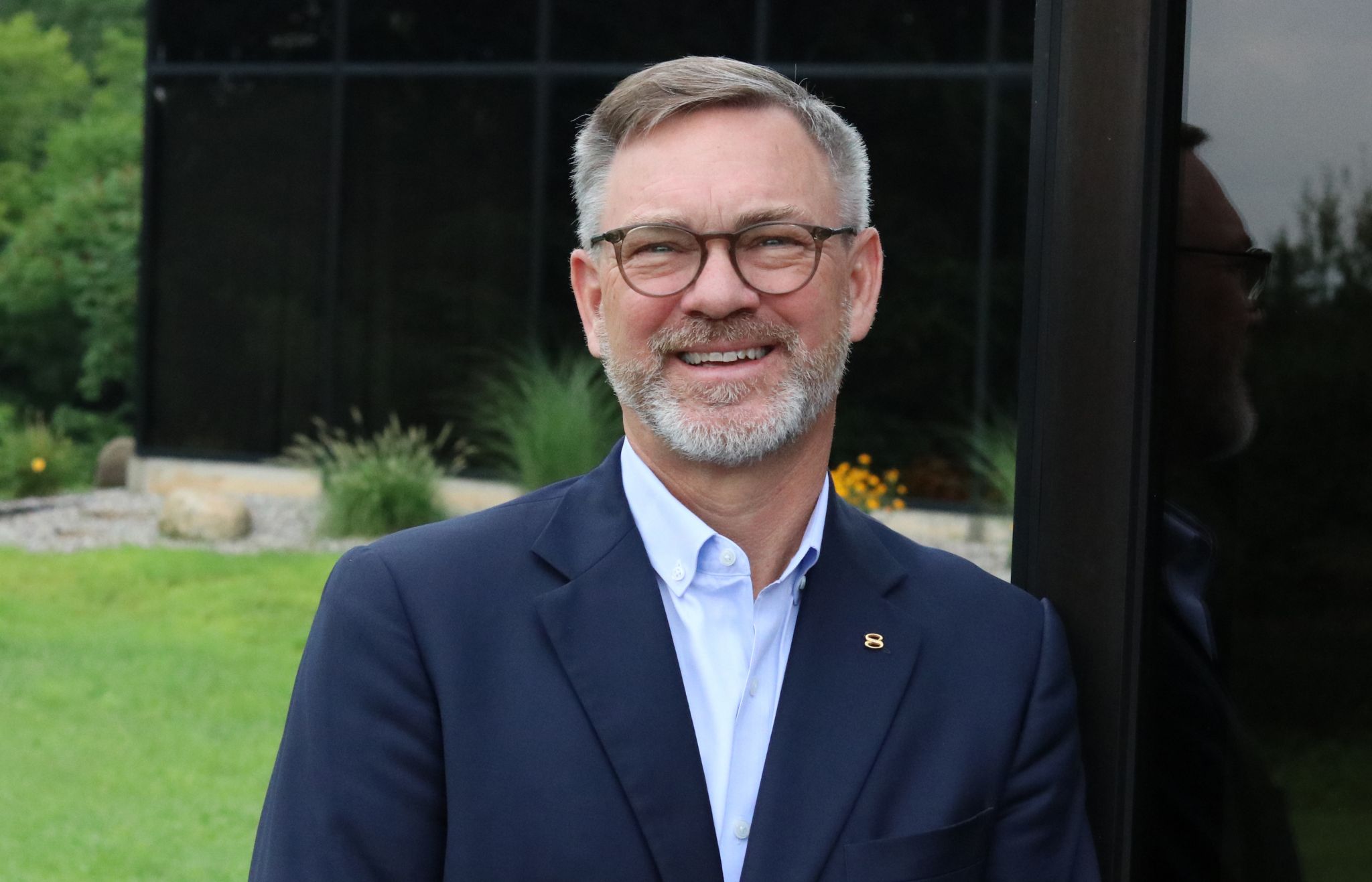 Gary Dake of Stewart's Shops honored with Top Workplaces leadership award - Vimarsana News