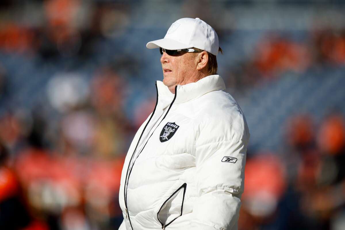 Congratulate Raiders' Mark Davis on latest weak Vegas feat