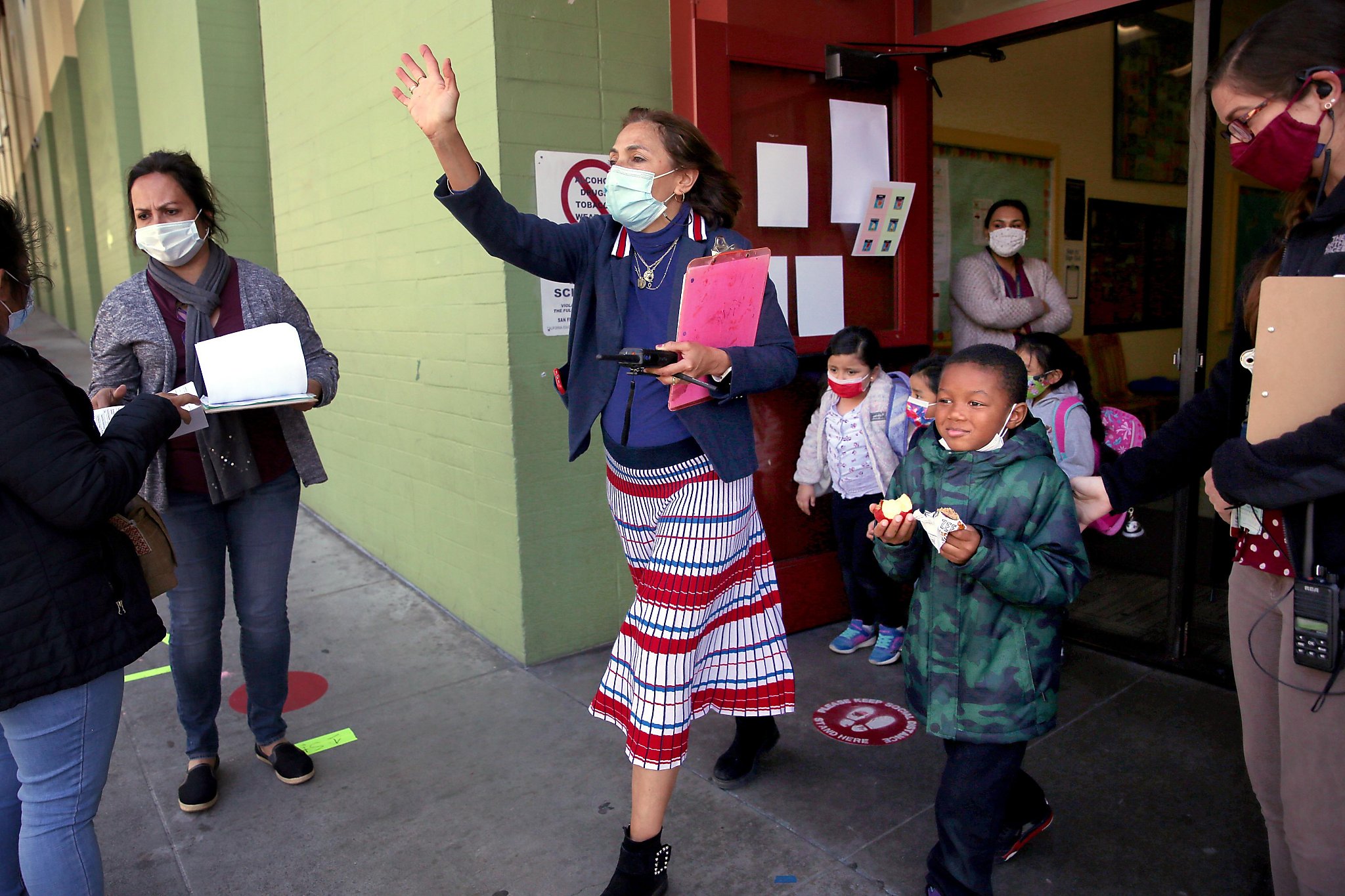 S.F. students face 'Zoom in a room' at schools after 500 teachers and aides win medical exemptions - Vimarsana News