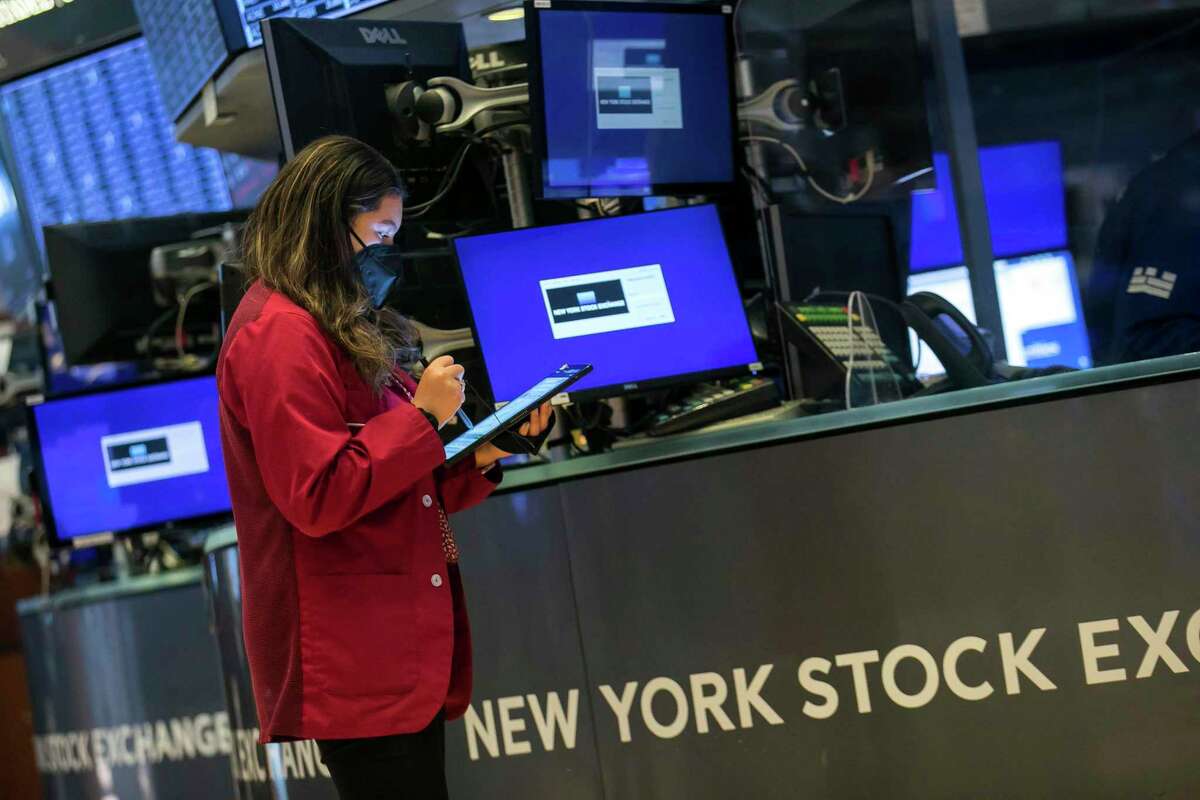 greenwich-based-interactive-brokers-starts-2021-with-major-customer-growth