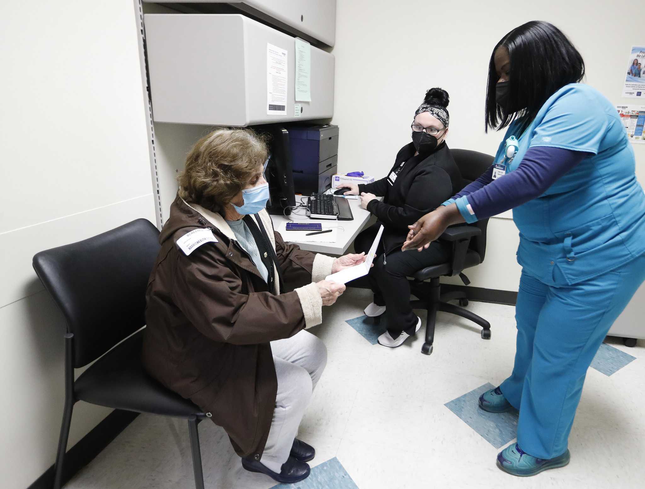 COVID Help Desk How effective is your vaccine right after the first