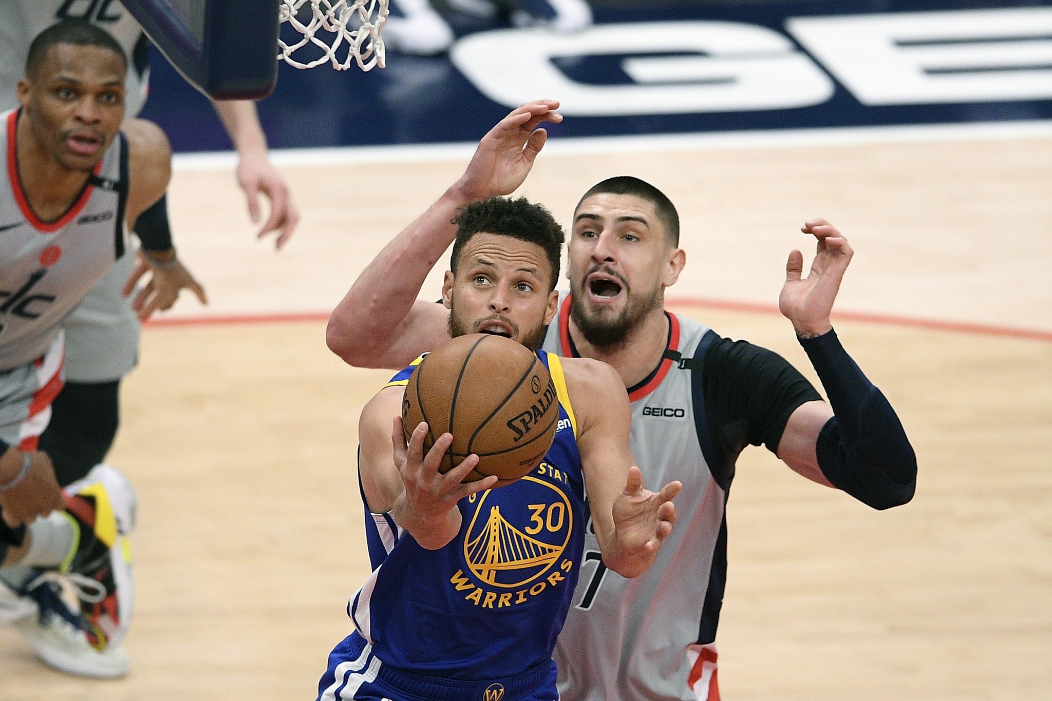 Warriors falter as Curry struggles and Wiggins’ missed layup seals loss ...