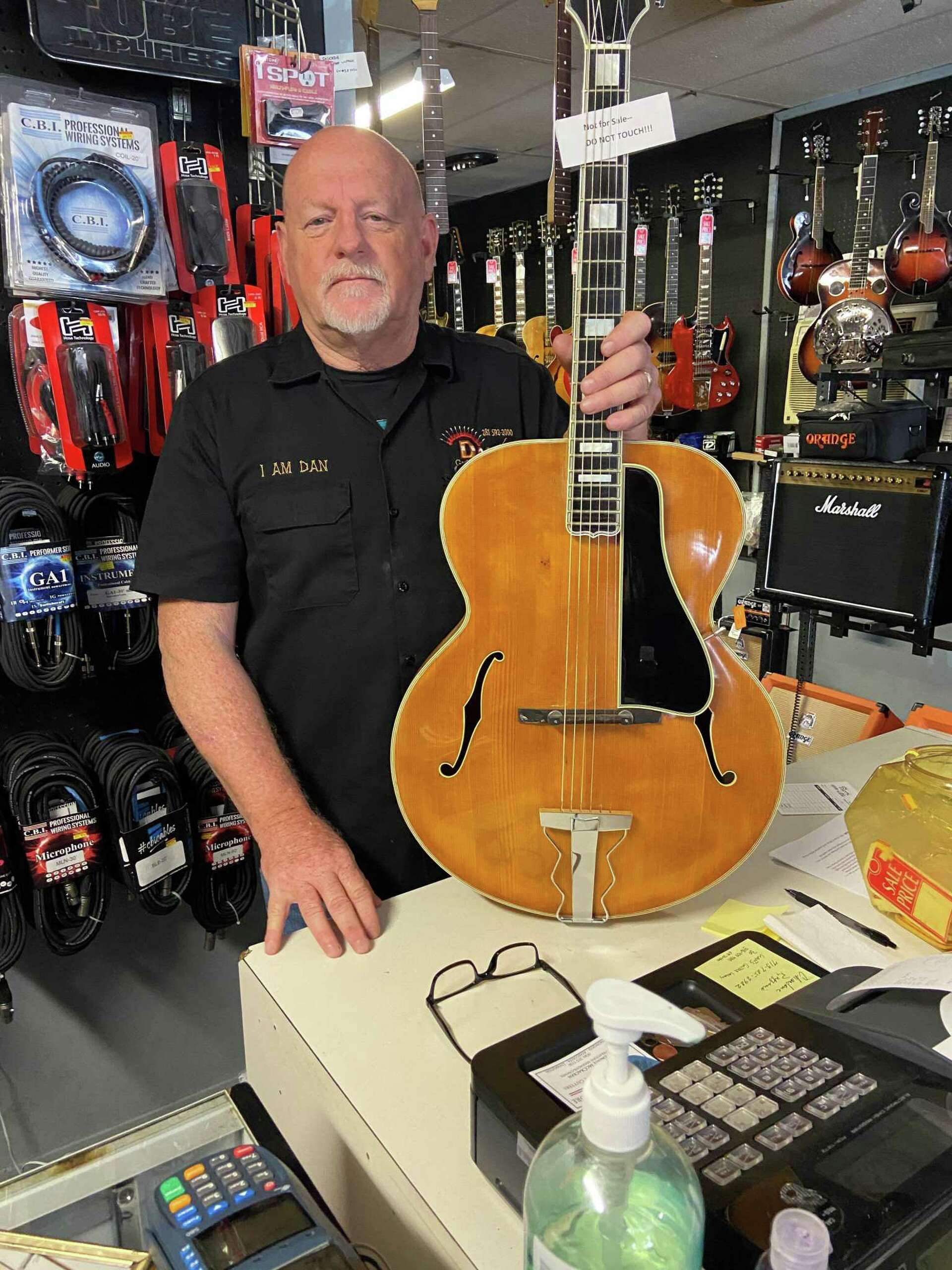 Dan's guitar shop cheap