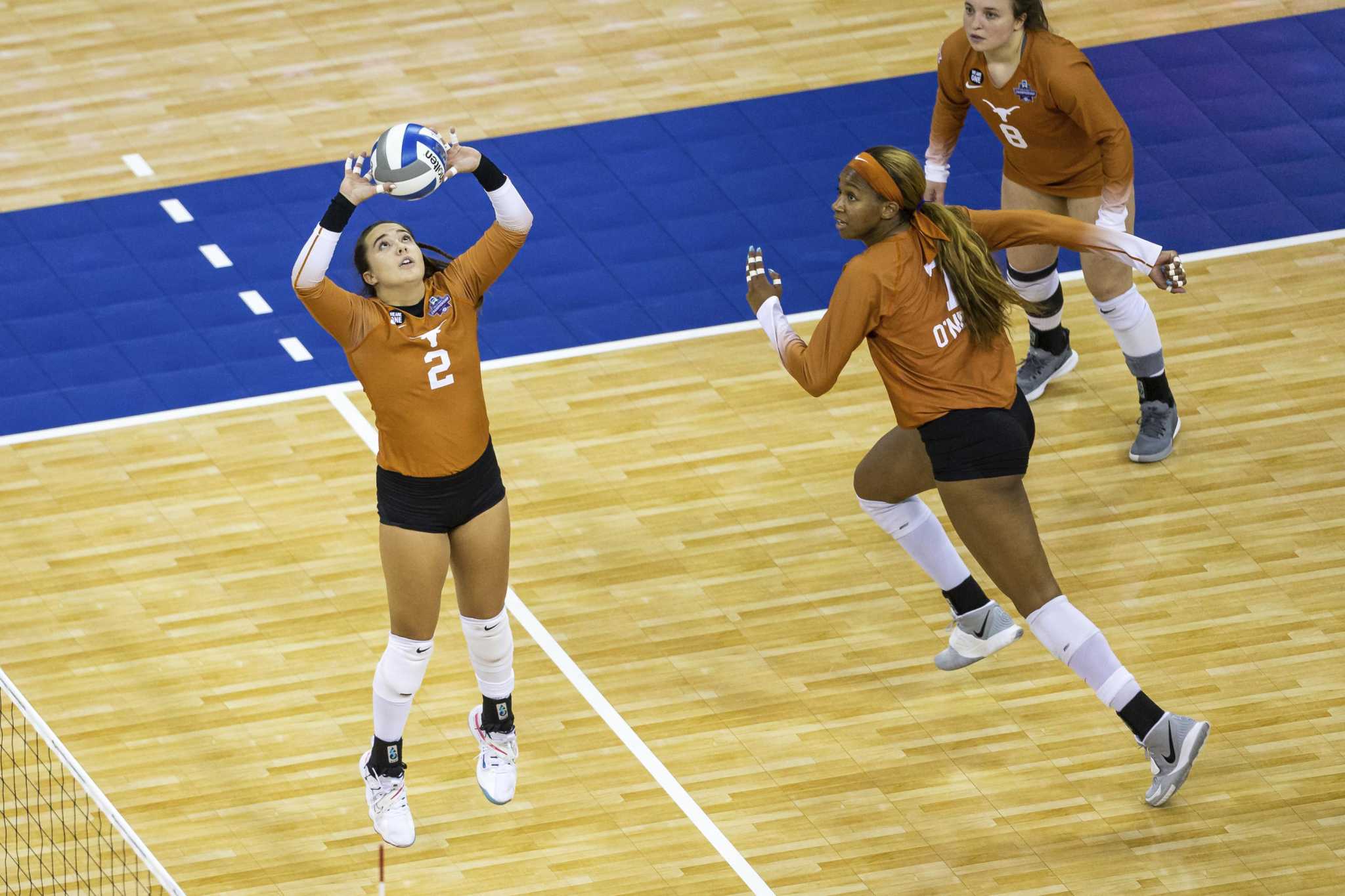 Texas faces Kentucky for NCAA volleyball title