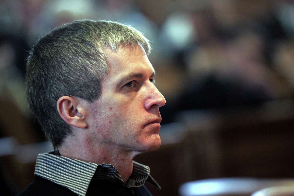 Serial killer nurse Charles Cullen, sits alone in court during his sentencing in Somerville, N.J., Thursday, March 2, 2006.