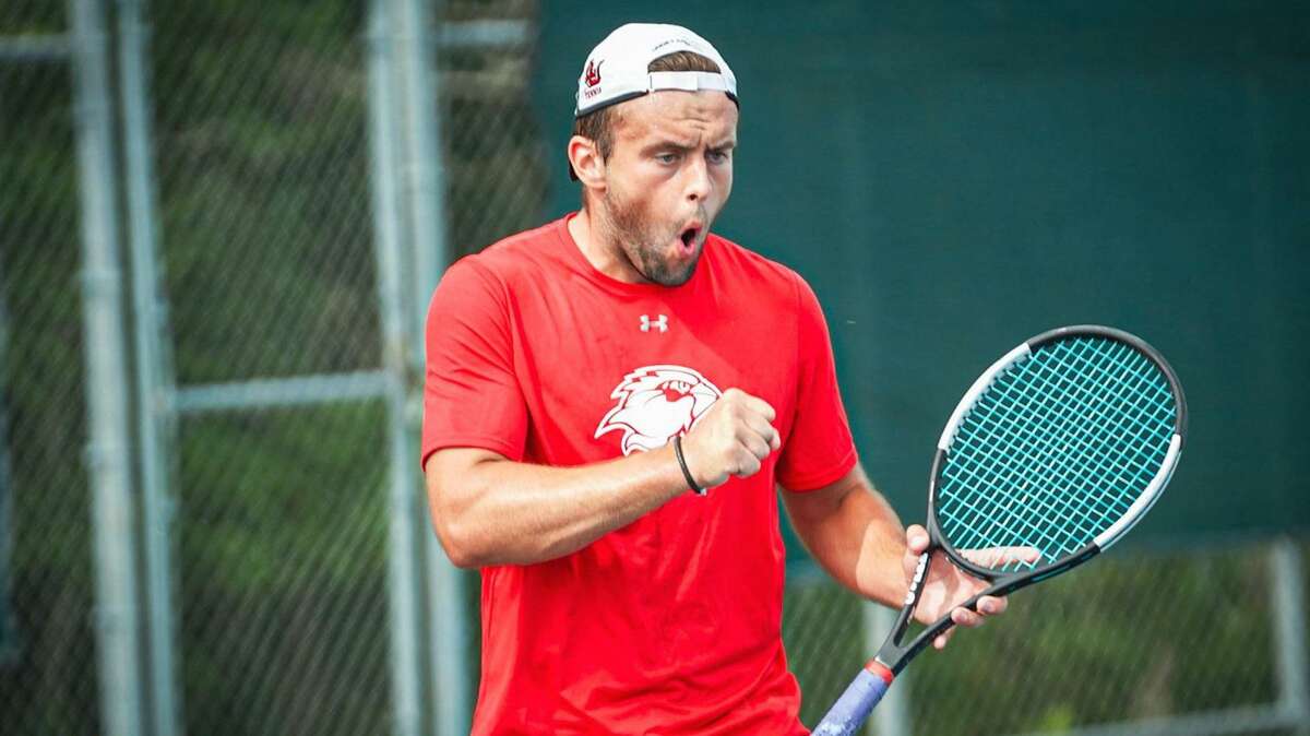 Both Lamar tennis teams fall in SLC title matches