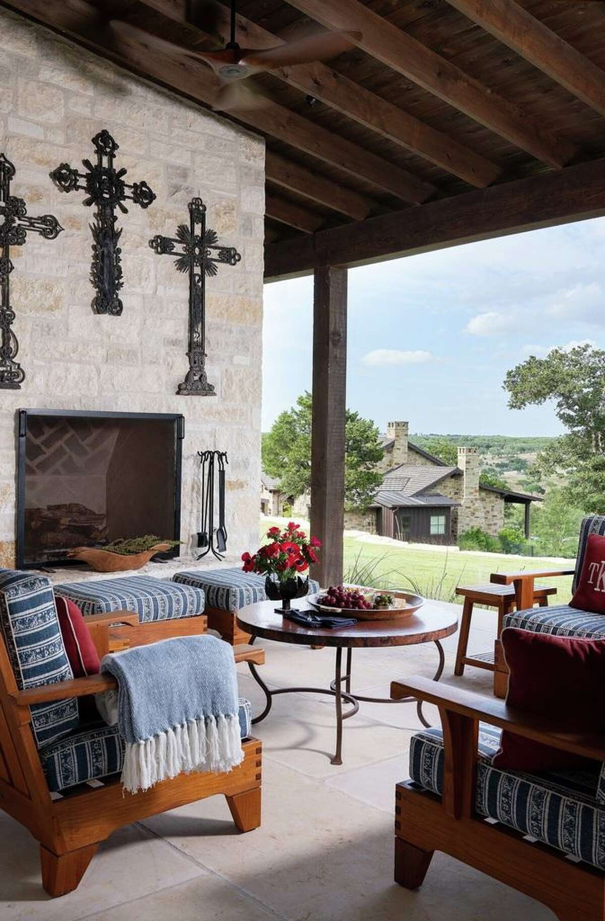 Houston couple trades Santa Fe for Hill Country vacation home