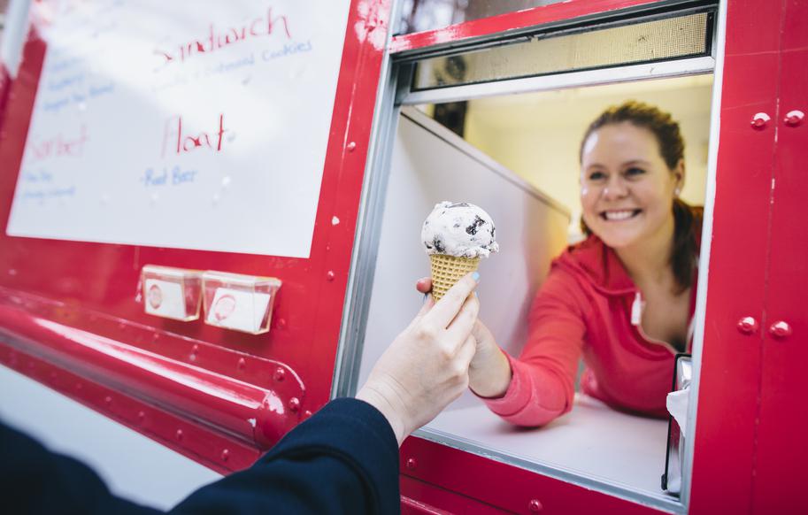 S.F. ice cream shop contested an Asian-owned competitor. Now, it's facing accusations of cultural appropriation - Vimarsana News