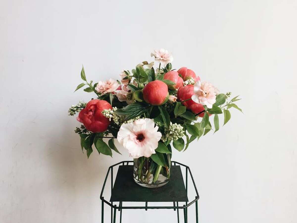 Flower arrangement from London Plane.