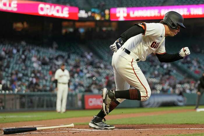 SF Giants optimistic OF Mike Yastrzemski will avoid injured list - Sports  Illustrated San Francisco Giants News, Analysis and More