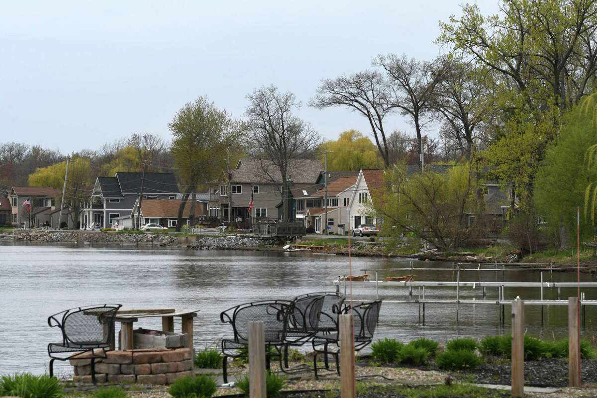 Change comes to Saratoga Lake's shores