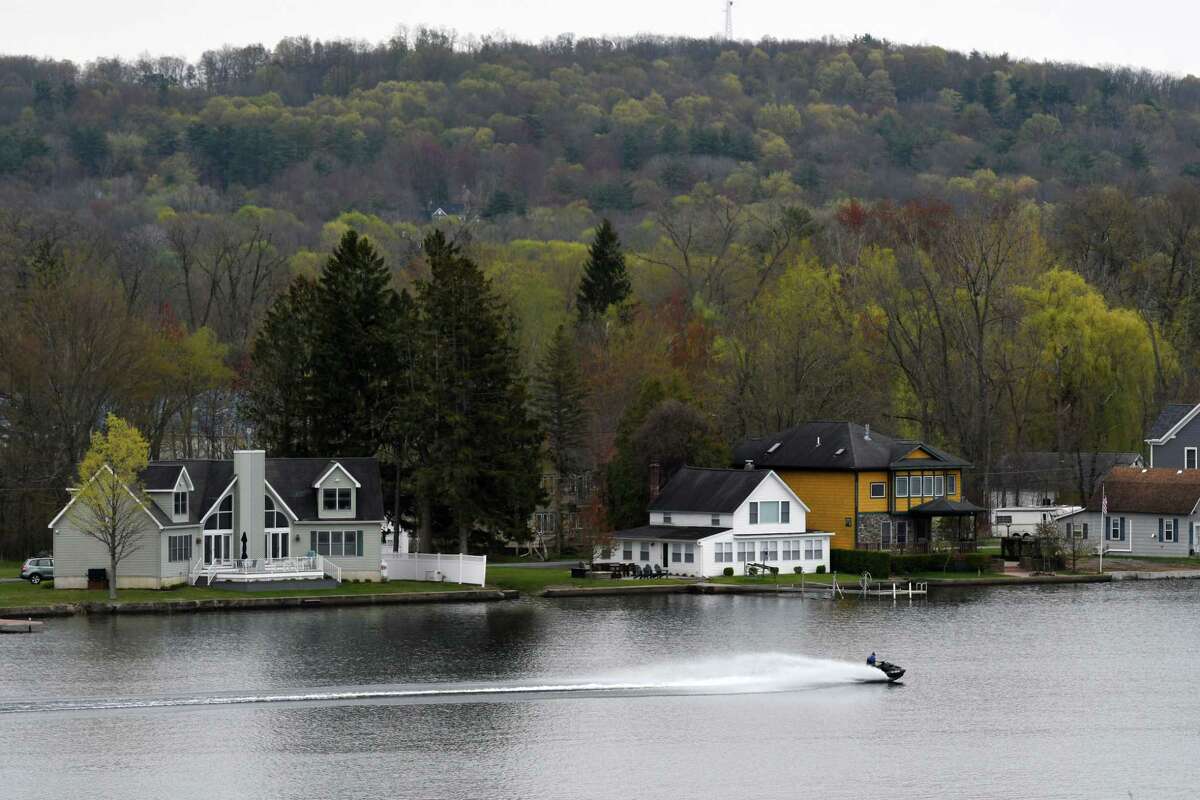 Change comes to Saratoga Lake's shores