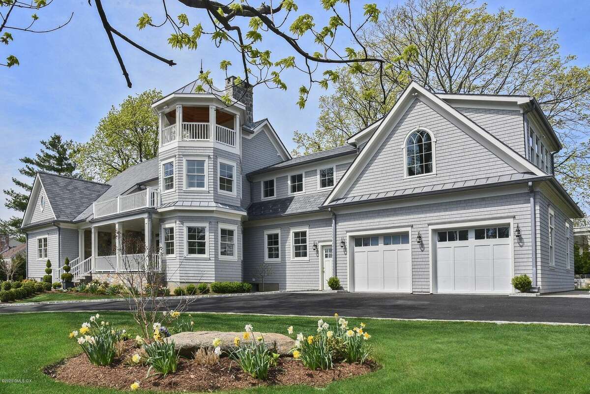 The exterior of a Connecticut house. Shingle style homes While shingle-style homes are found all over the country, but they're a common architectural element in coastal Connecticut.  