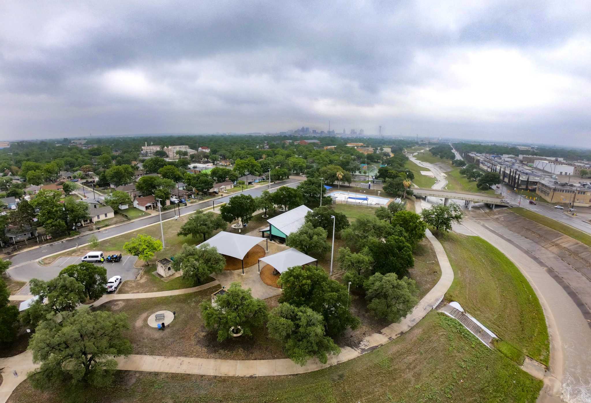West Side residents hope creek restoration, more trails will revitalize community - Vimarsana News