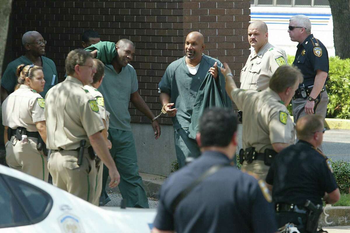 State to reexamine preparedness after Galveston inmates complain of