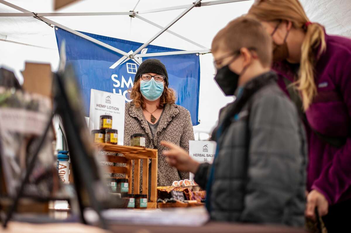 Midland Area Farmers Market opens to excited vendors and ...