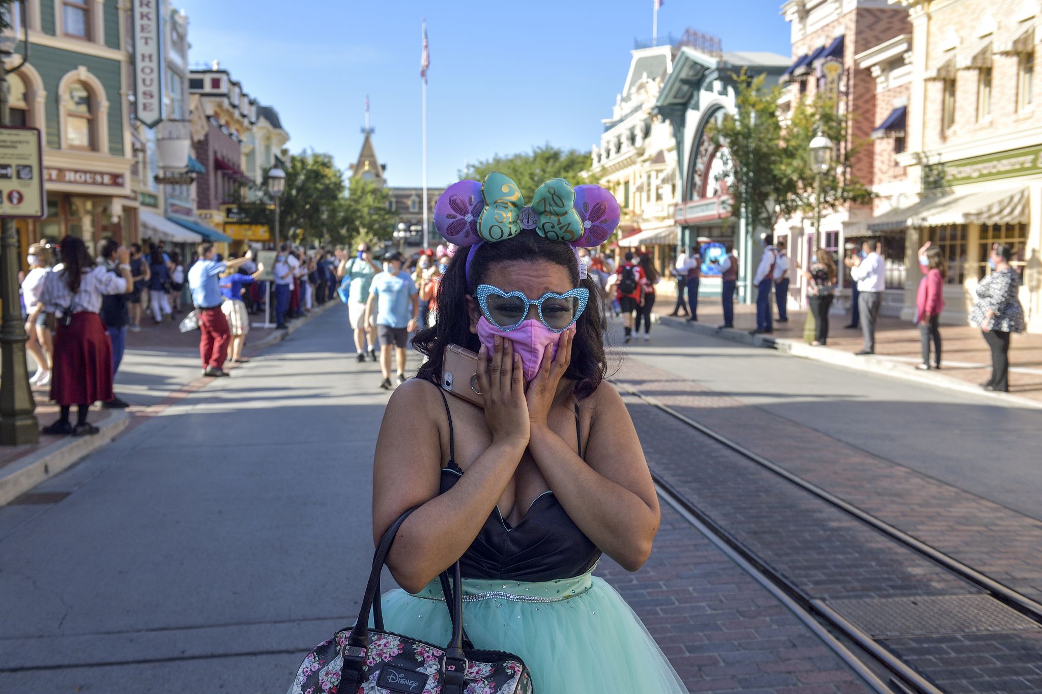 Must you go to Disneyland by itself? Certain, and right here’s why.