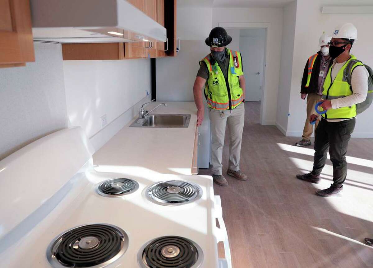 A San Francisco apartment is outfitted with electric appliances rather than natural gas for less impact on the climate.