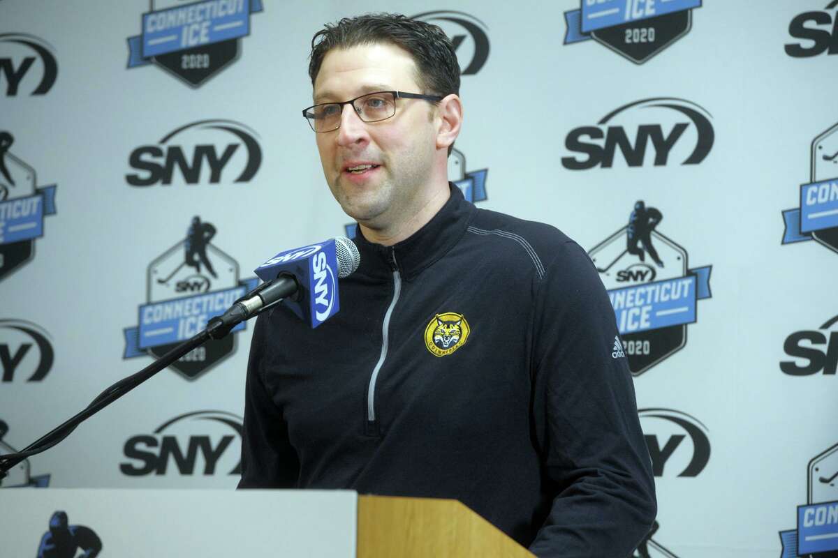 Former Quinnipiac associate head hockey coach Bill Riga, seen here in 2019, has been named head coach at Holy Cross.