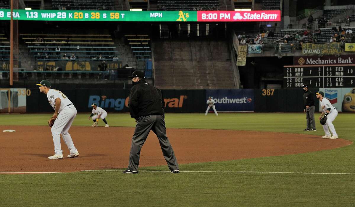 Oakland A's release SS Andrus, bring up INF Neuse - NBC Sports