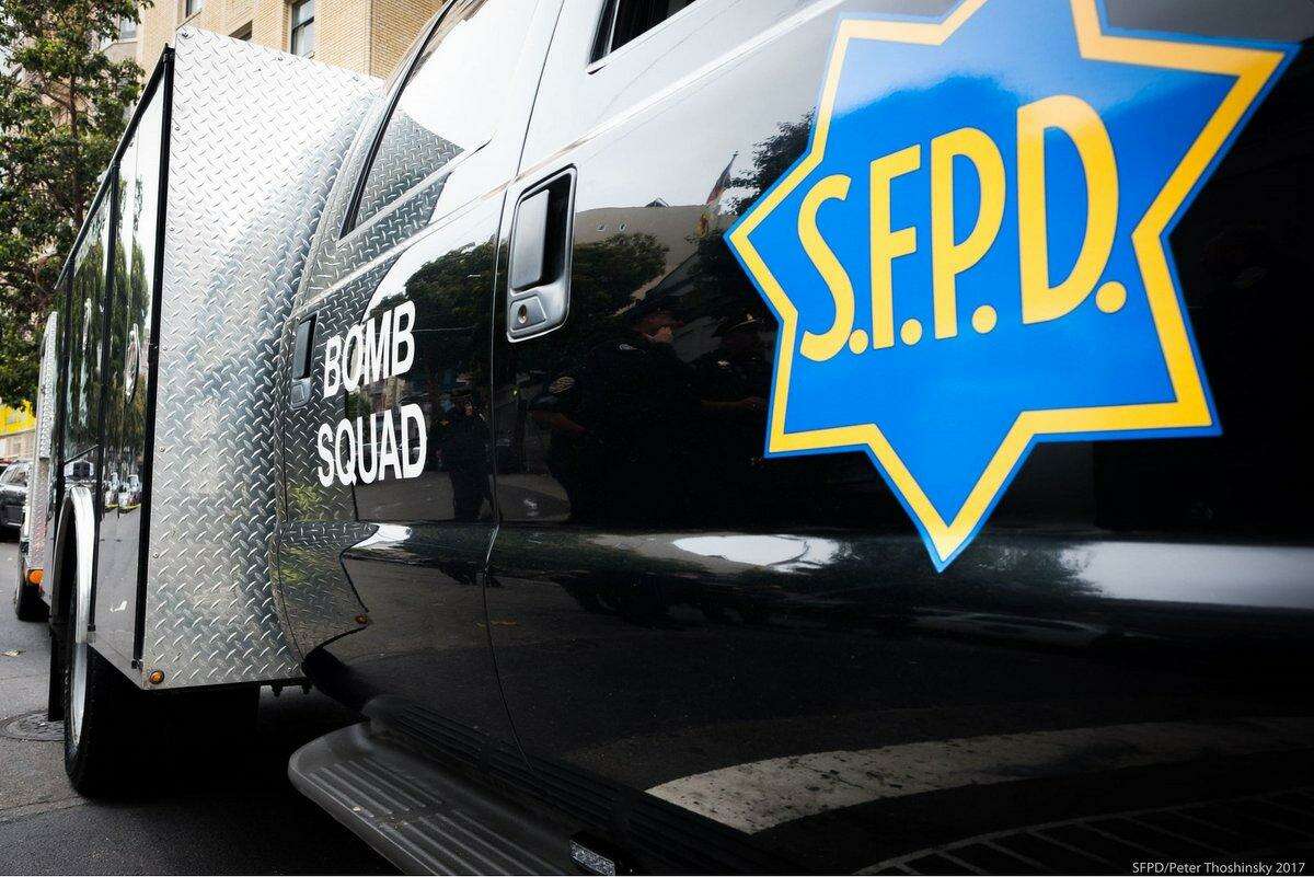 San Francisco bomb squad responds to suspicious device at Turk and Leavenworth streets in San Francisco's Tenderloin neighborhood on Wednesday, Aug. 9, 2017.