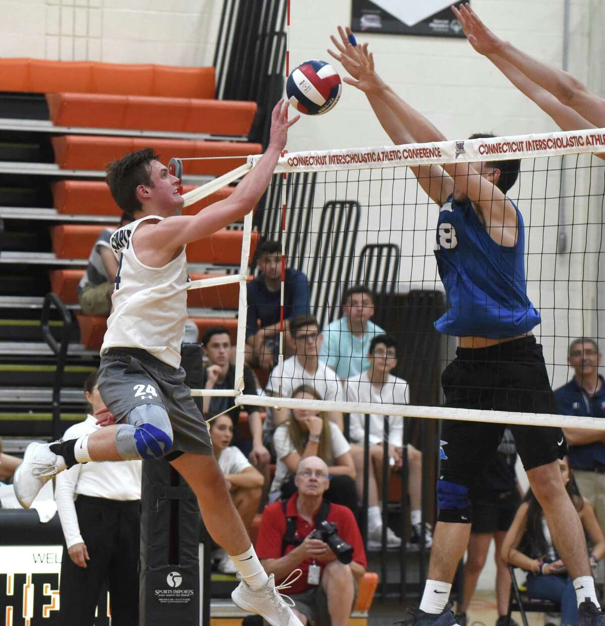‘Exceeding expectations’: Boys volleyball picks up where it left off