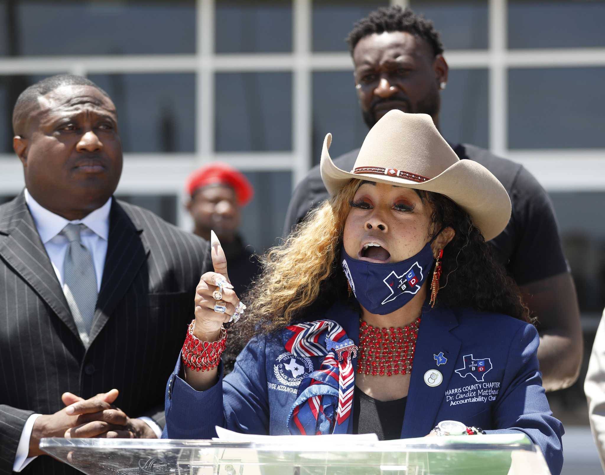 Activists raise claims of police brutality at Galveston slab car event