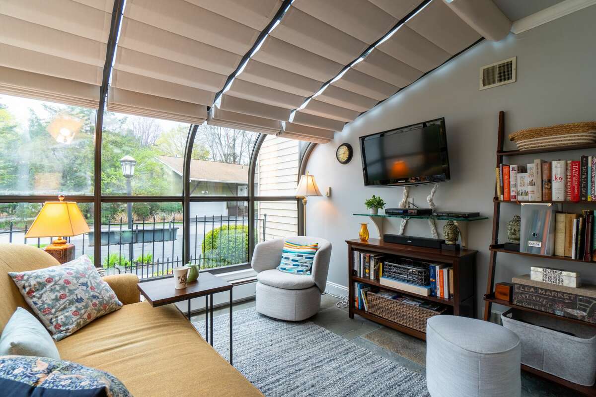 House of the Week Pondside in Loudonville