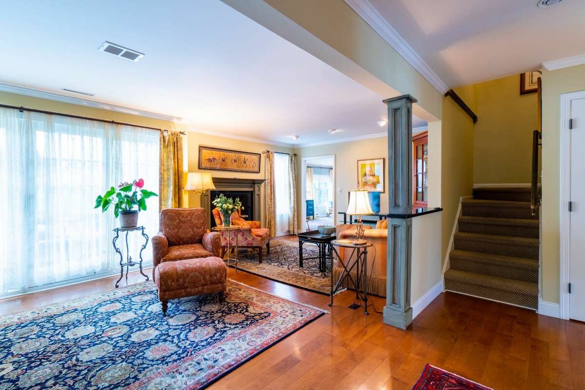 House of the Week Pondside in Loudonville