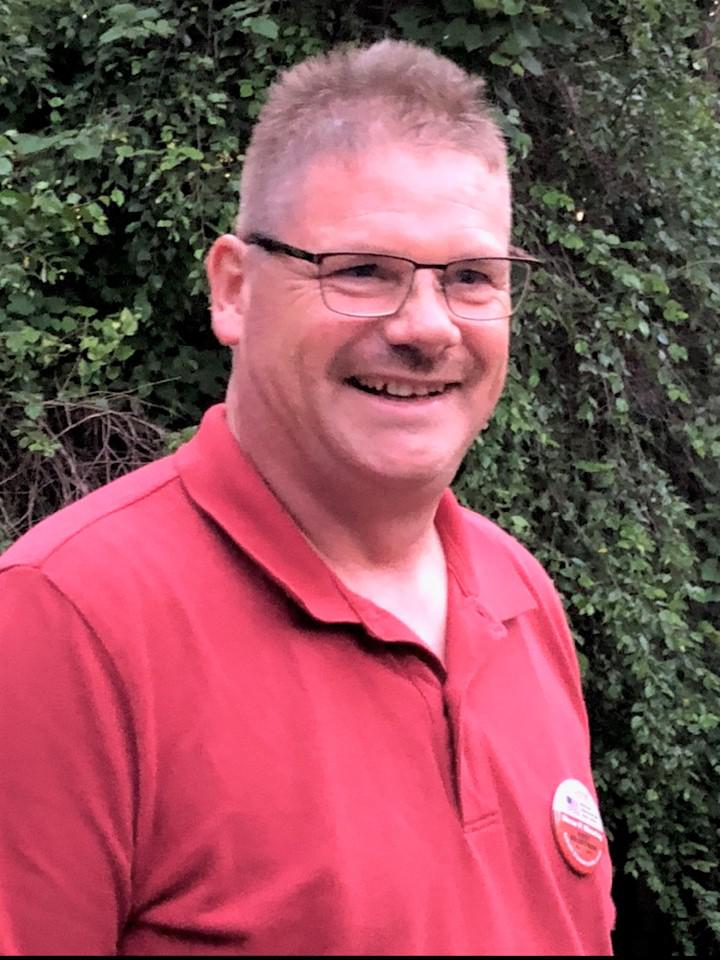 Portland third-party candidate withdraws, throws support behind town clerk - Vimarsana News