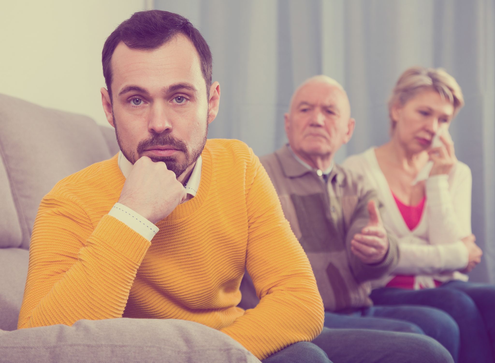 Dear Abby: Overbearing boyfriend ruins family get-togethers