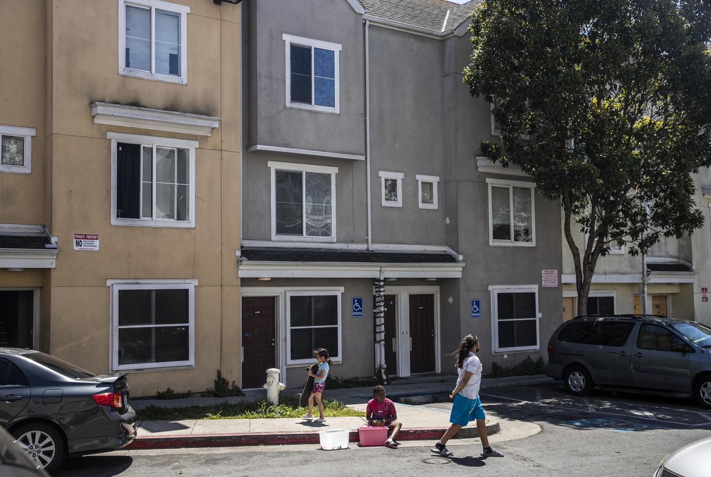 Will mixed-income redevelopment help or hurt the S.F. public housing project where Mayor Breed grew up? - Vimarsana News