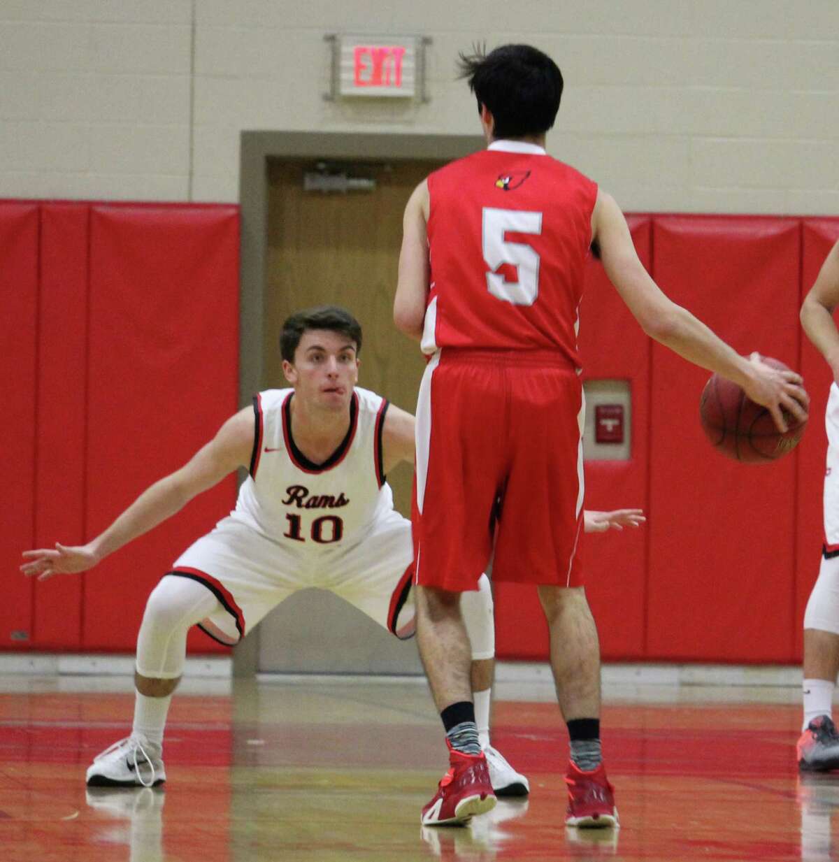 Jeff Jacobs New Canaan’s Tim Russo, from mopping in Tampa to the UConn
