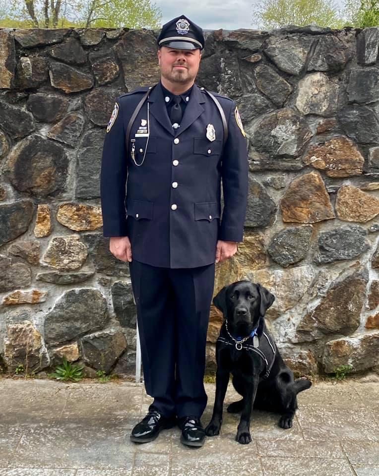 Bear A Newly Trained K 9 Joins Middletown Police Force