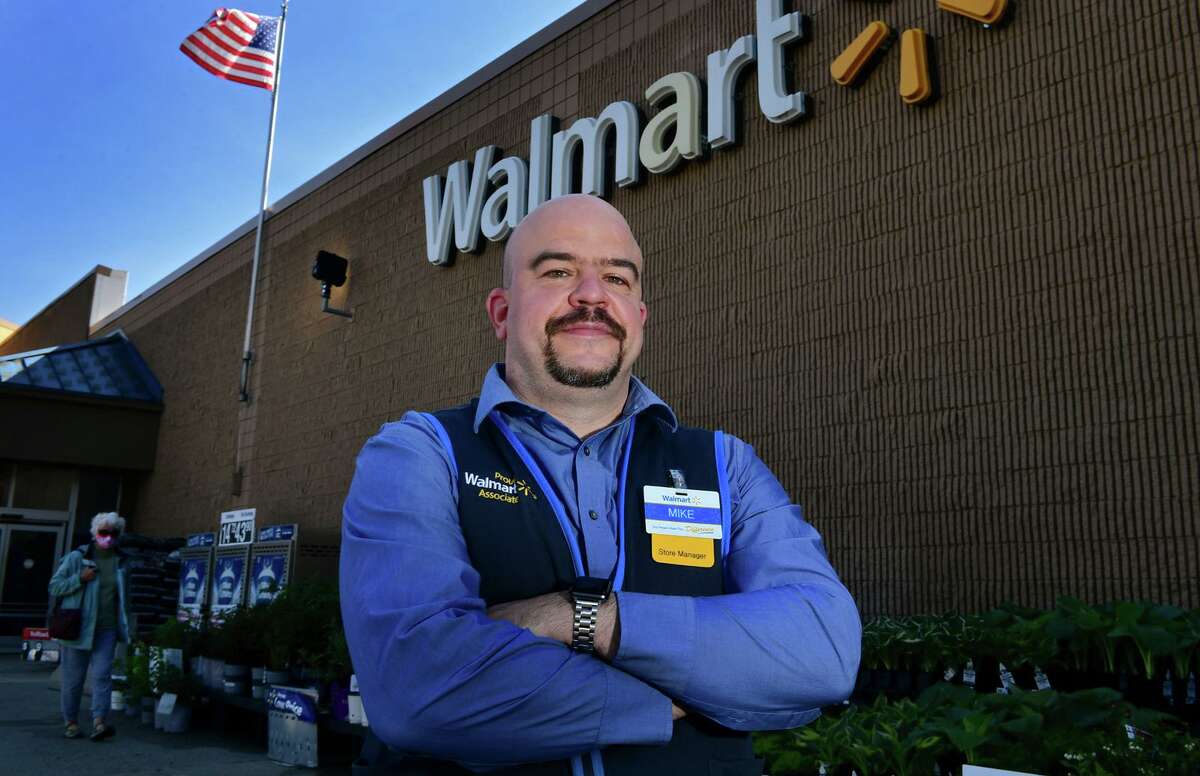 when-customer-stopped-breathing-norwalk-walmart-manager-s-focus-was-to